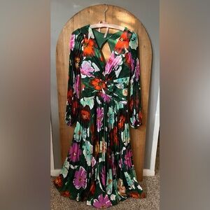 Brand new beautiful Anthropologie dress. Size 6
